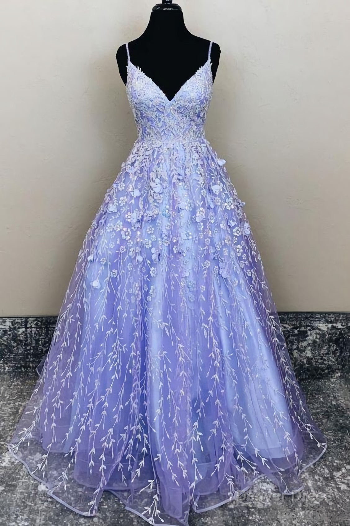A Line Lavender Appliques Long Prom Dress Main image