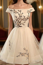 Champagne Embroidery Homecoming Dress,Tulle Short Prom Dresses