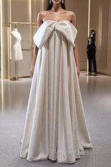 Champagne Satin Strapless Pleats prom Dresses