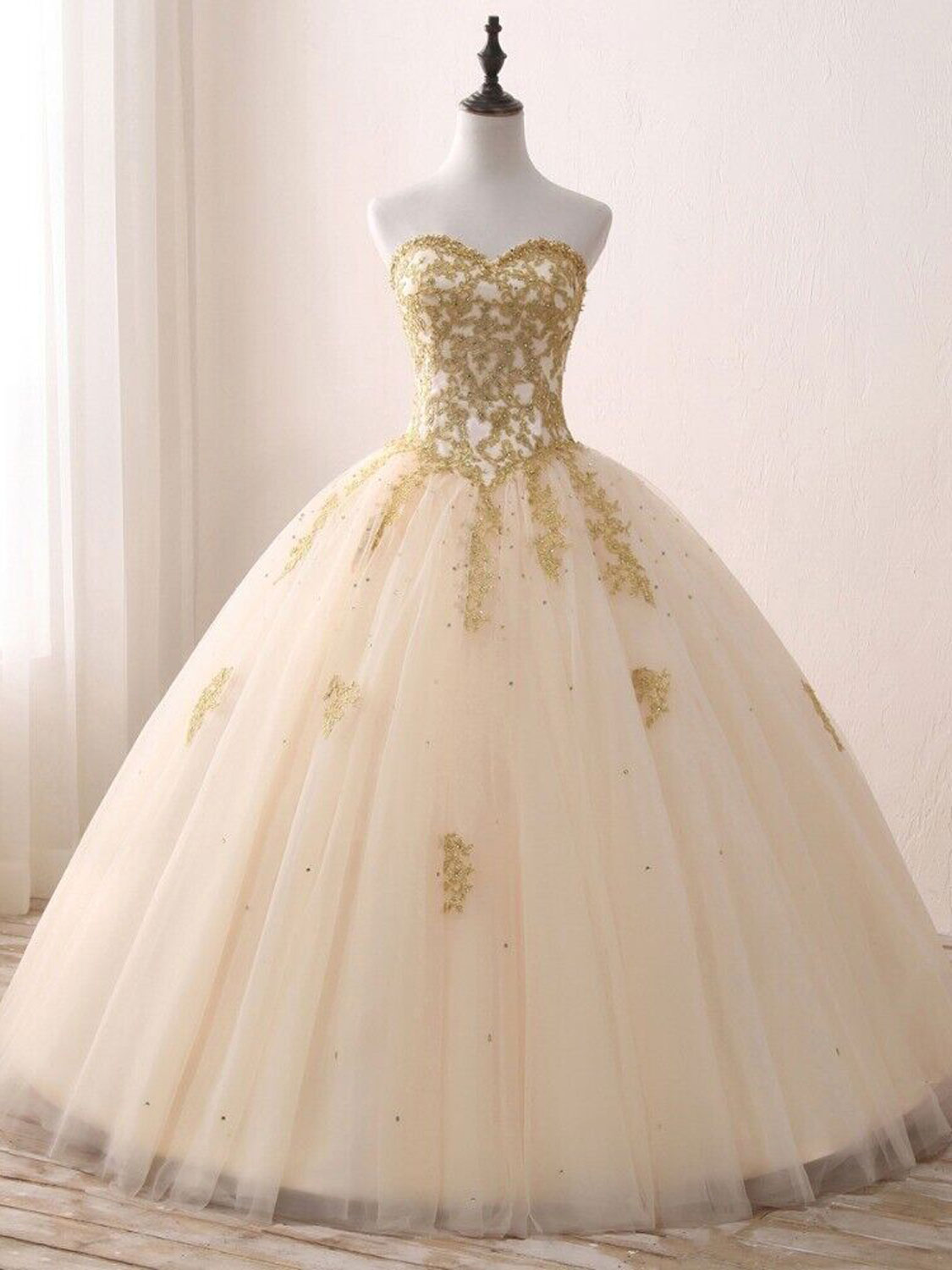 Champagne Sweetheart Neck Tulle Long Prom Gown, Champagne Sweet 16 Dresses Main image