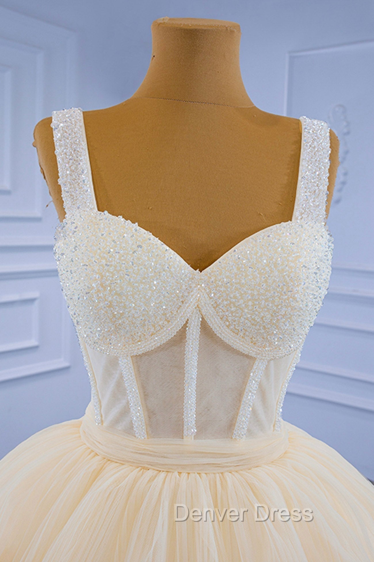 Champagne Tulle Short Prom Dresses with Beaded, A-Line Tea Length Party Dresses Secondary image