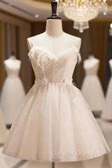 Champagne Tulle Spaghetti Straps Appliques Homecoming Dresses