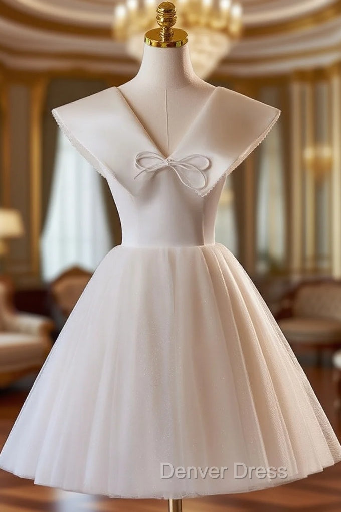 Champagne Tulle V Neck Homecoming Dresses