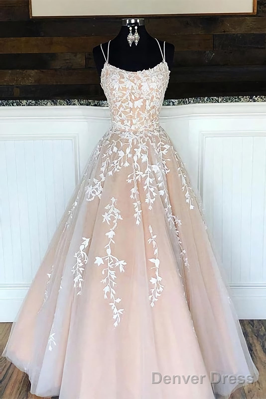 Puffy Spaghetti Straps Prom Dress With Appliques Long Prom Dresses
