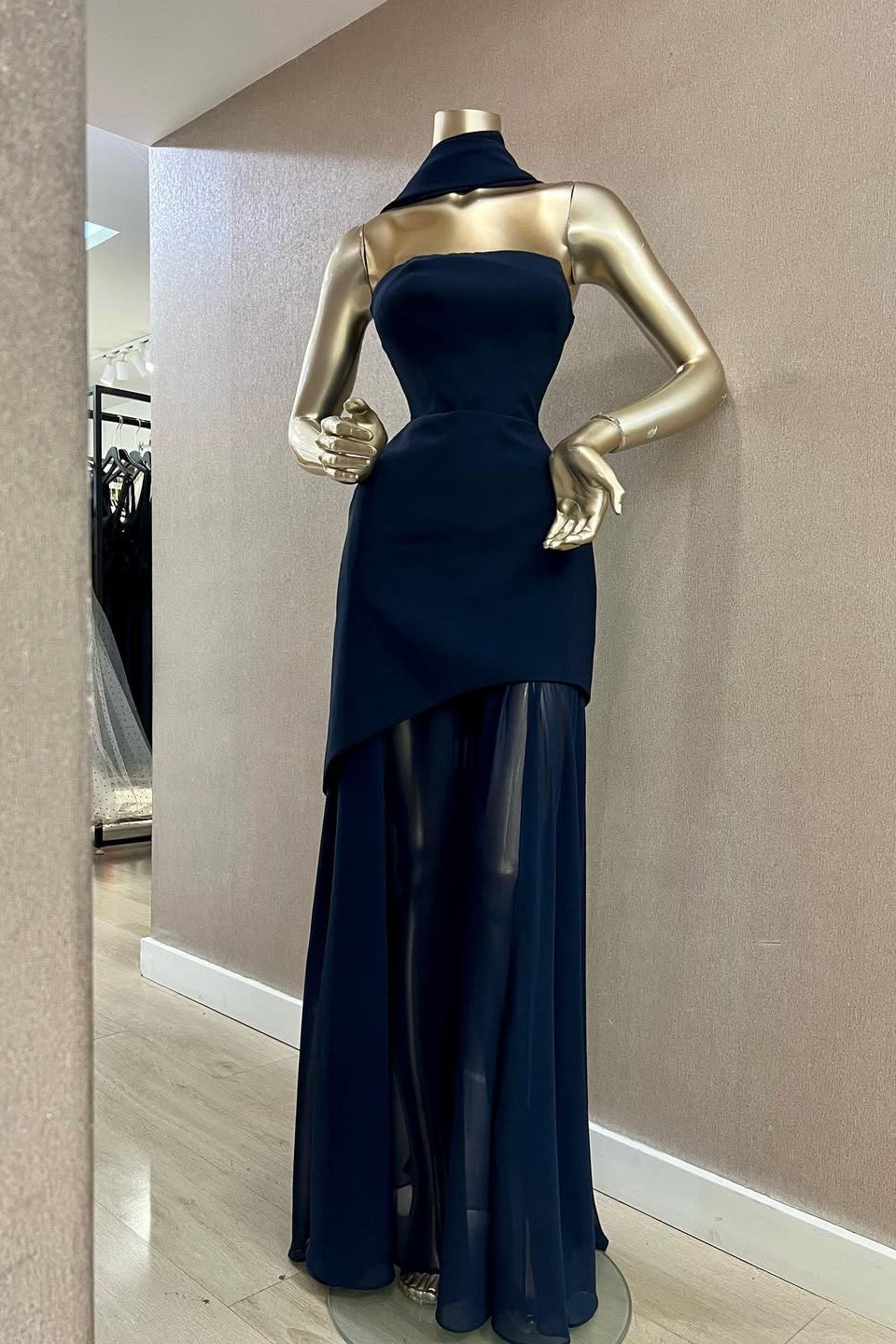Charming Dark Navy Strapless Sleeveless Stain Prom Dresses Sheath Long On Sale Main image