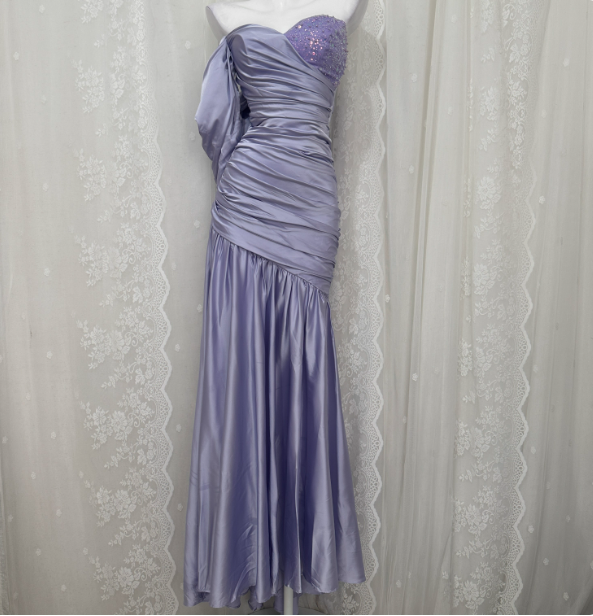 Charming Light Purple Mermaid Sweetheart Neck Pearl Sequin Satin Long Prom Dresses Evening Dresses Main image