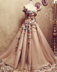 Charming Tulle Evening Dresses 3D Flowers Embroidery Prom Gowns