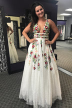 Charming V Neck Floral Embroidery Long Lace Prom Dresses With Pocket