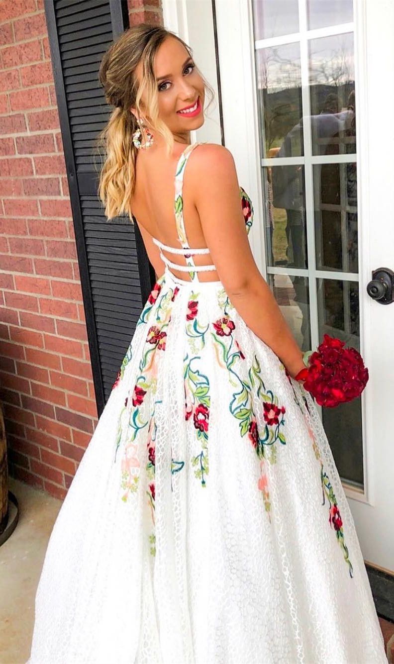 Charming V Neck Floral Embroidery Long Lace Prom Dresses With Pocket