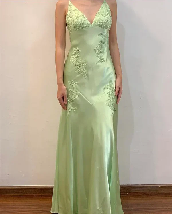 Chic A-Line Prom Dress Satin Spaghetti Straps Green Vintage Backless Long Prom Dresses Main image