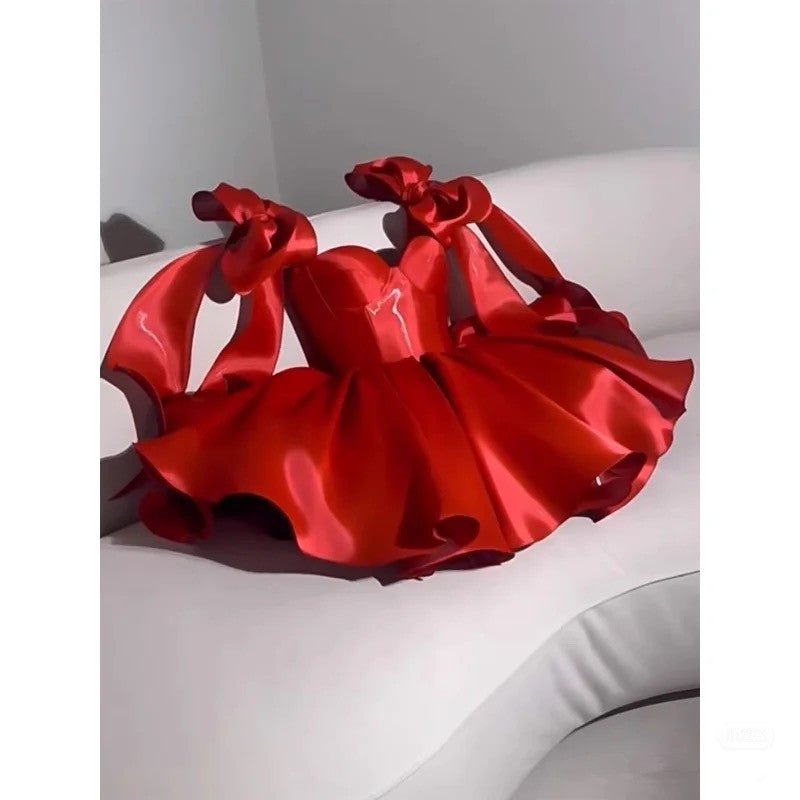 Chic A Line Satin Straps Short White Homecoming Dresses 20Th Birthday Outfits