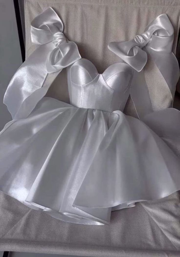 Chic A Line Satin Straps Short White Homecoming Dresses 20Th Birthday Outfits Main image