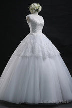 Chic Ball Gown Scoop Long Lace-Up Tulle Wedding Dress With Appliques