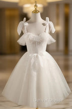 Chic Ivory Tulle Homecoming Dresses with Lace, Short Sweetheart Prom Dresses