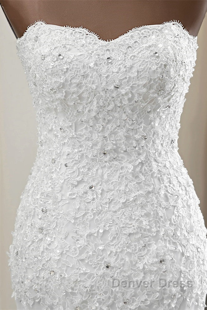 Chic Long Mermaid Strapless Lace Appliques Wedding Dresses