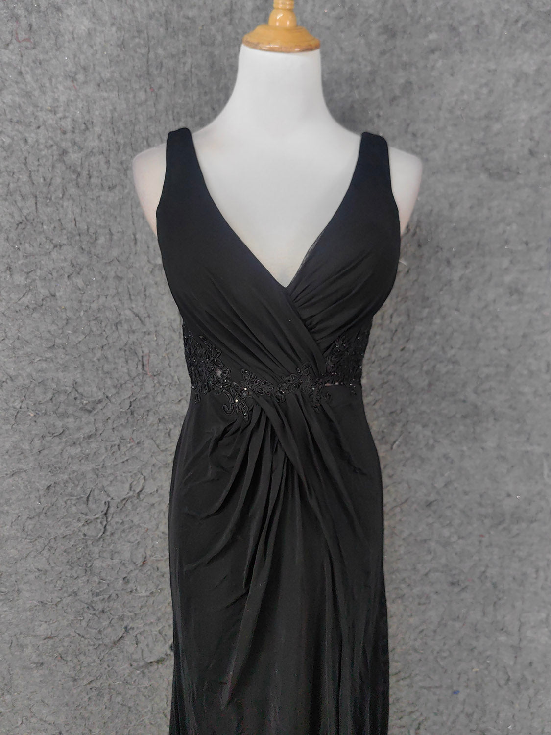 Classic Black V-Neck Sleeveless Open Back Lace Chiffon Long Prom Dresses Evening Dresses