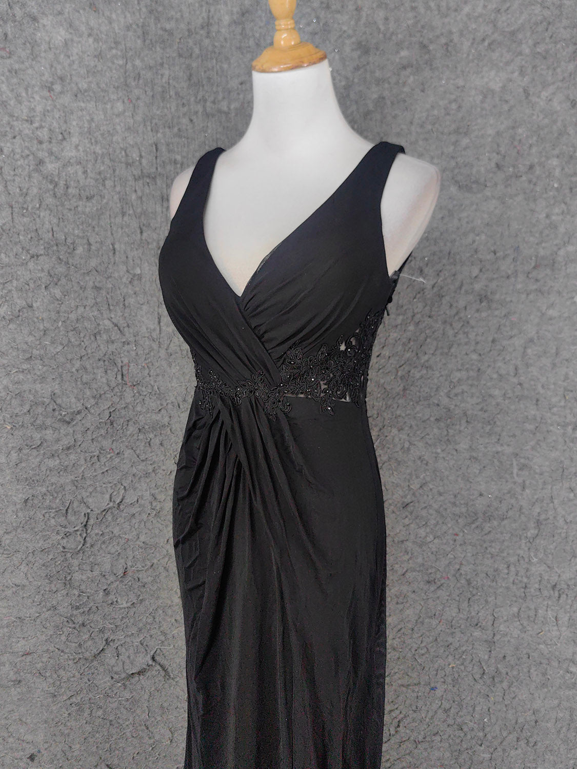 Classic Black V-Neck Sleeveless Open Back Lace Chiffon Long Prom Dresses Evening Dresses