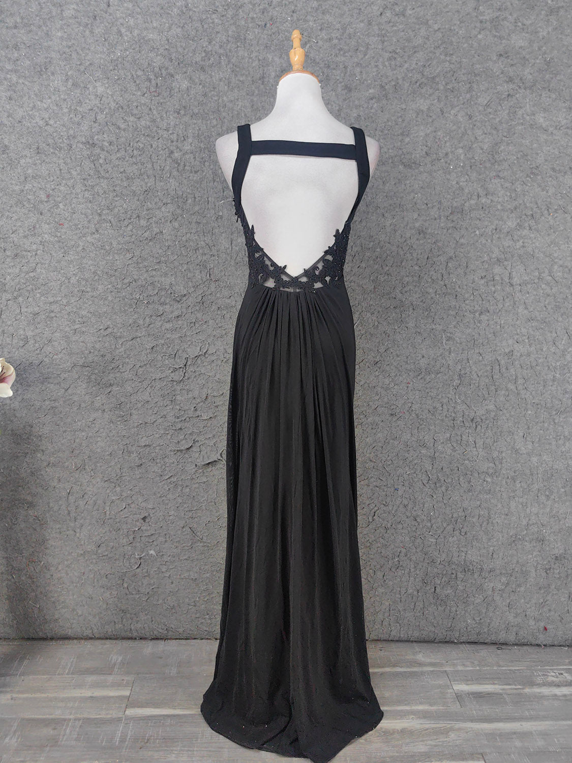 Classic Black V-Neck Sleeveless Open Back Lace Chiffon Long Prom Dresses Evening Dresses
