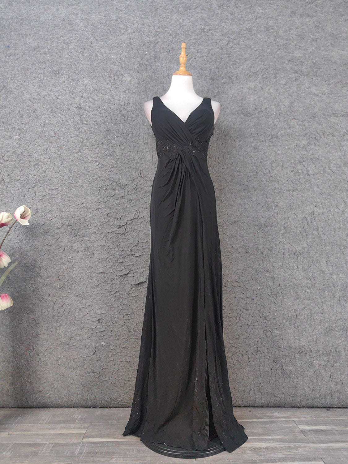 Classic Black V-Neck Sleeveless Open Back Lace Chiffon Long Prom Dresses Evening Dresses
