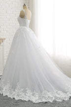 Classic Round neck Lace appliques White Princess Wedding Dresses