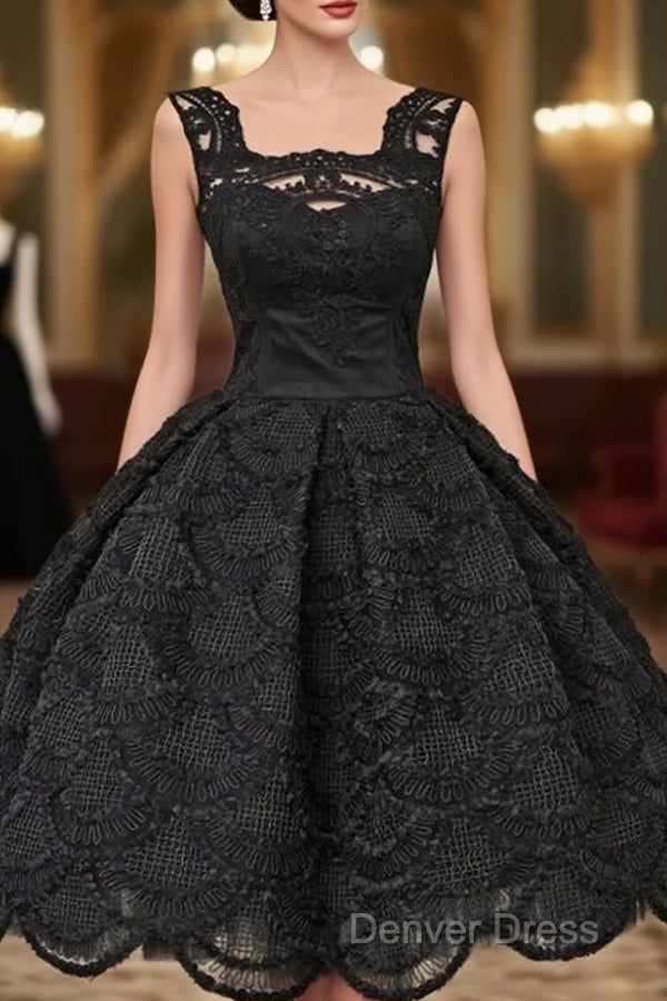 Classic Square Knee-Length Sleeveless Black Lace Homecoming Dresses Main image