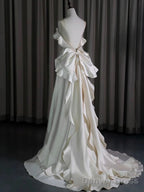 Classy Ball Gowns Scoop Satin Ruffles Ivory Wedding Dress Brides Dresses
