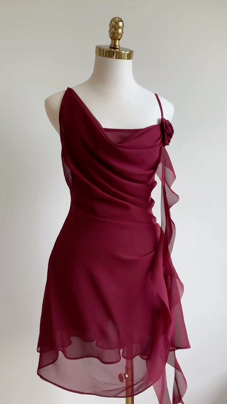 Classy Burgundy Chiffon Cocktail Dress Short Prom Dress Homecoming Dresses