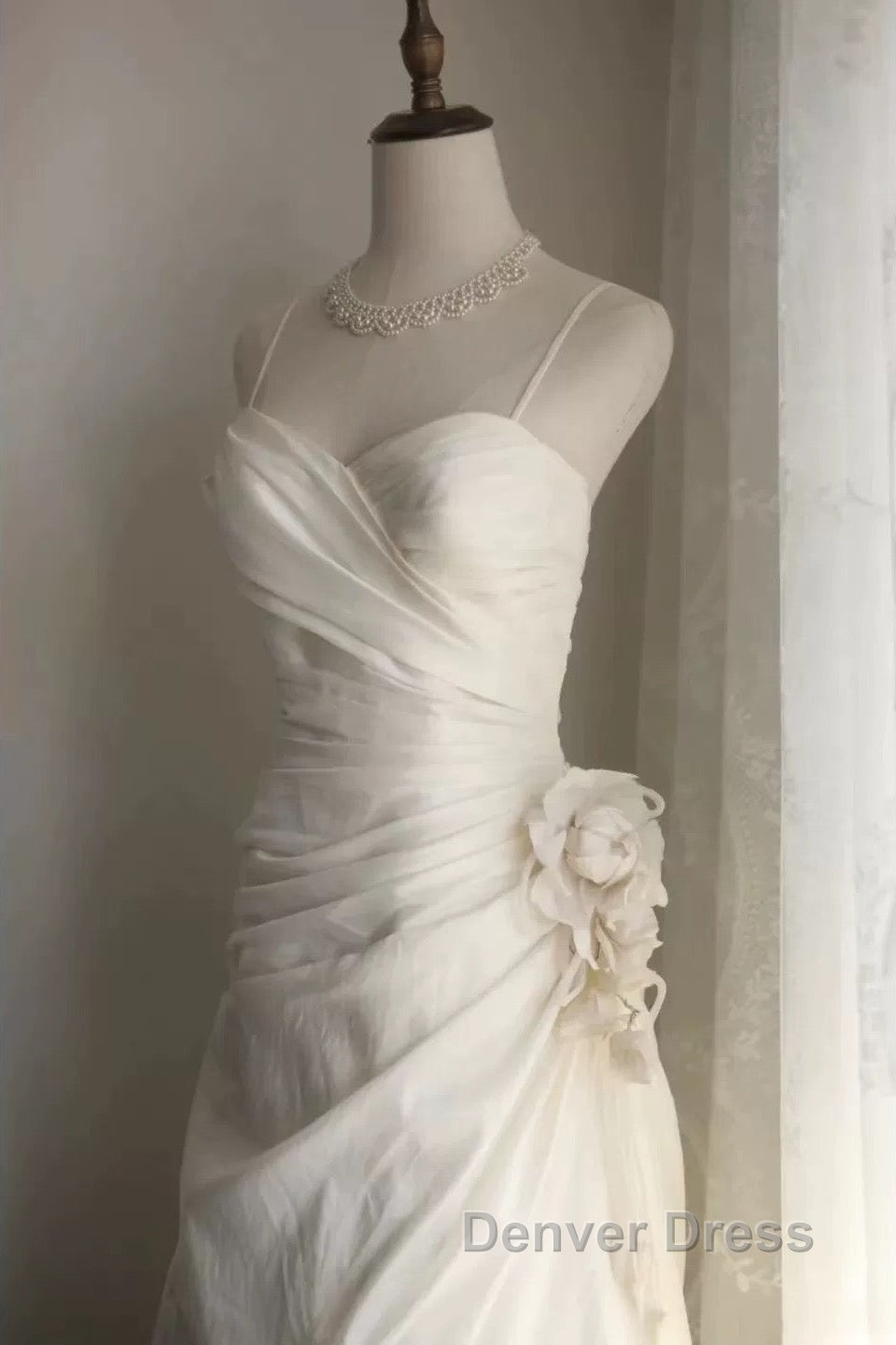 Classy Mermaid Spaghetti Straps White Satin Long Wedding Dress Bridal Dresses