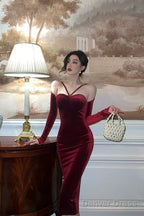 Classy Sheath Halter Neckline Burgundy Velvet Prom Dresses Birthday Outfits Prom Gowns