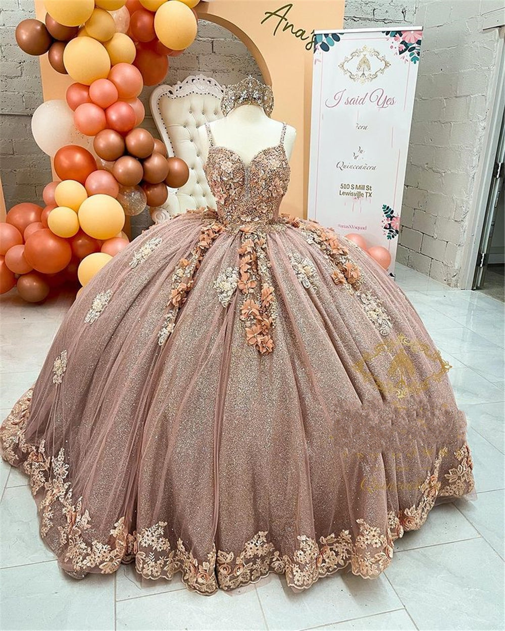 Coffee Beaded Quinceanera Dresses Sexy Spaghetti Neck Appliqued 3D Floral Sweet 16 Princess Ball Gowns Pageant Gown Vestido