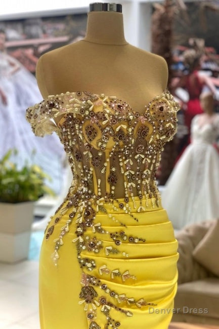 Column Yellow Sleeveless Off The Shoulder Stain Long Sweetheart Prom Dresses with Beadings