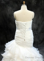 Court Train Sweetheart Sleeveless Wedding Dresses