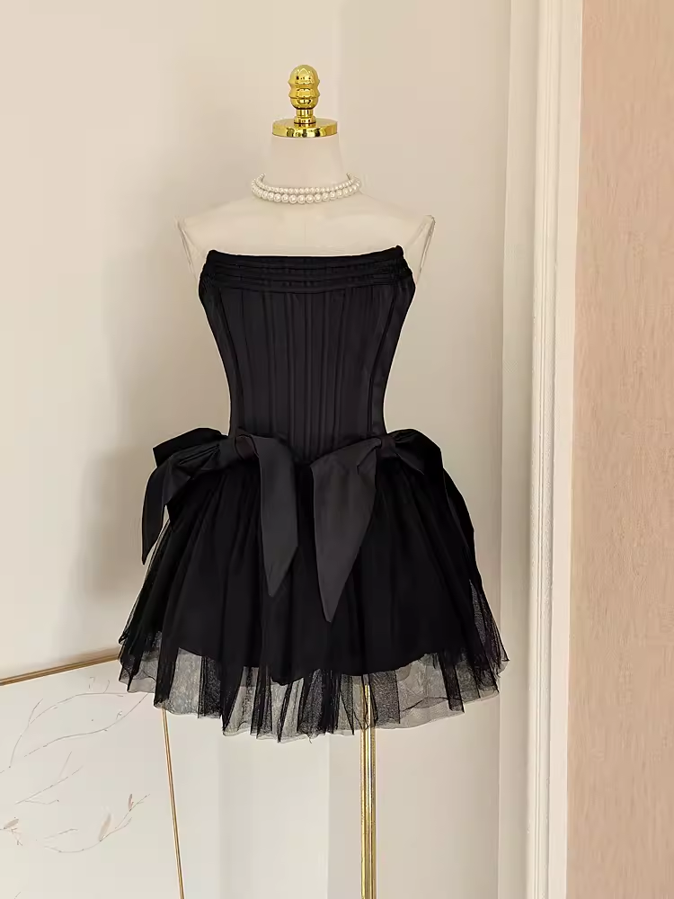 Cute A Line Strapless Black Travel Vacation Dress Short Satin Birthday Dresses
