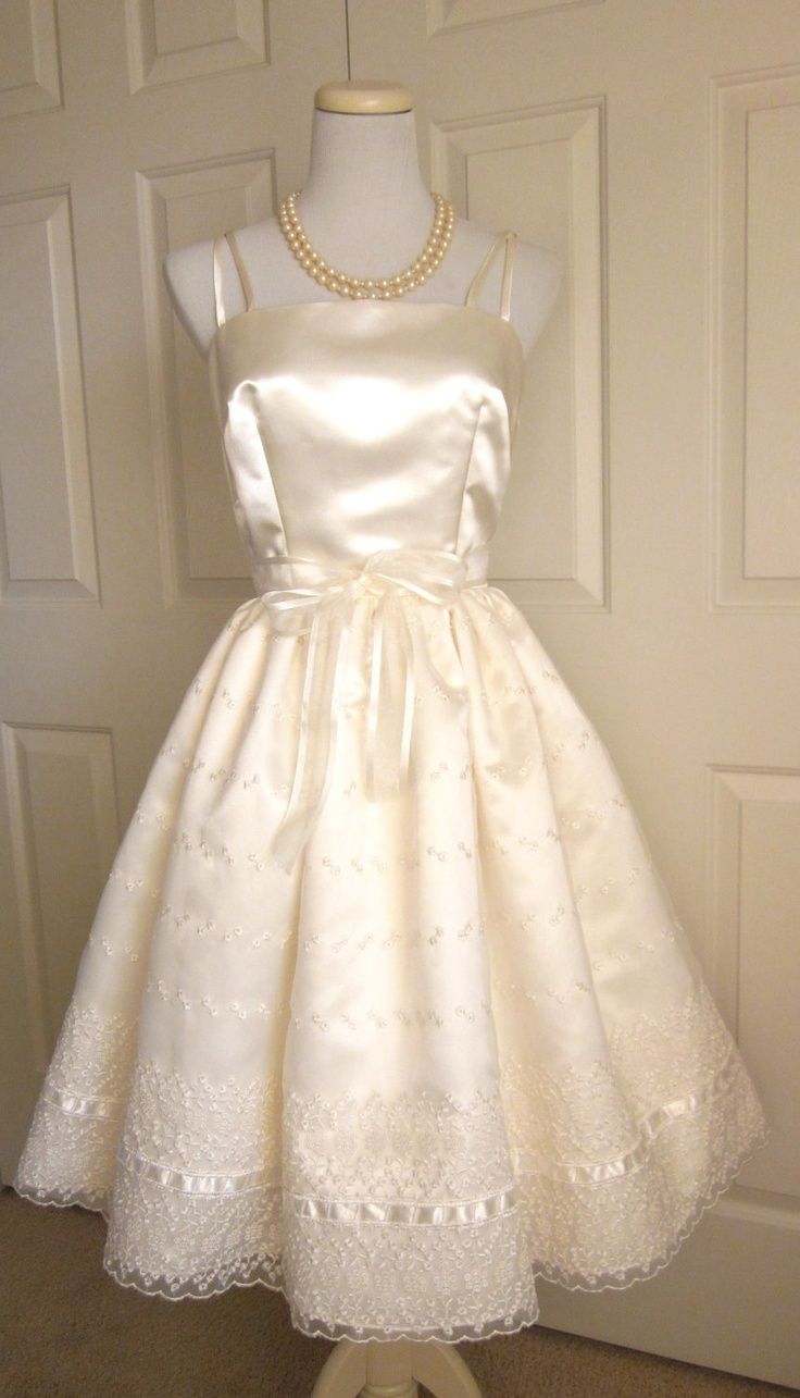 Cute Ivory Strappy Satin Lace Trim A-Line Birthday Dresses Homecoming Dresses Main image