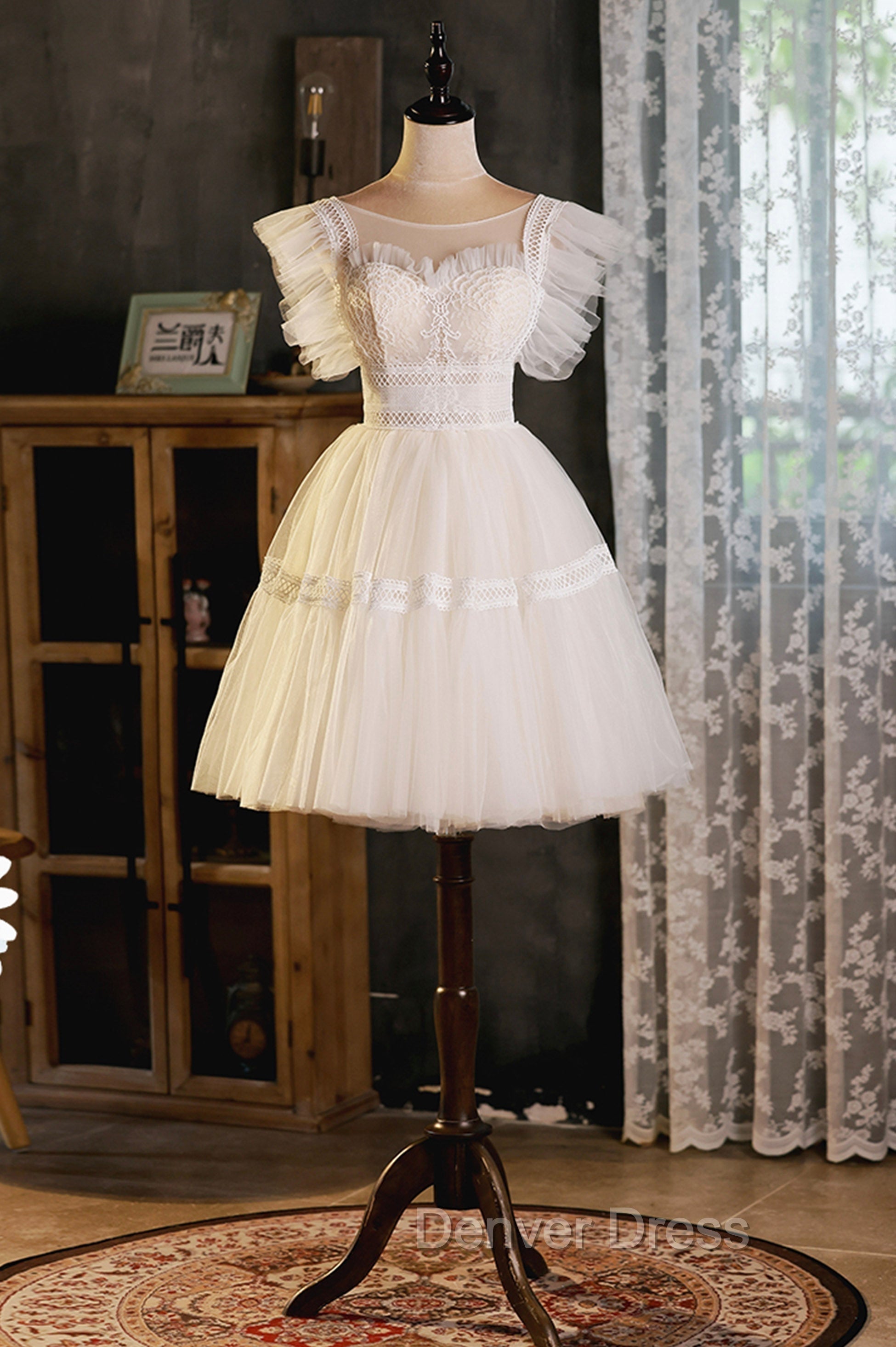 Cute Lace Short A-Line Prom Dresses, Champagne Mini Homecoming Party Dresses