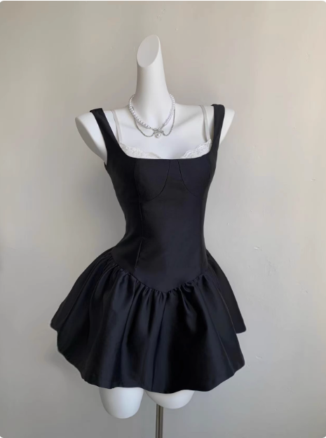Cute Lace Stitching Suspenders Waist 17Th Birthday Homecoming Dresses Main image