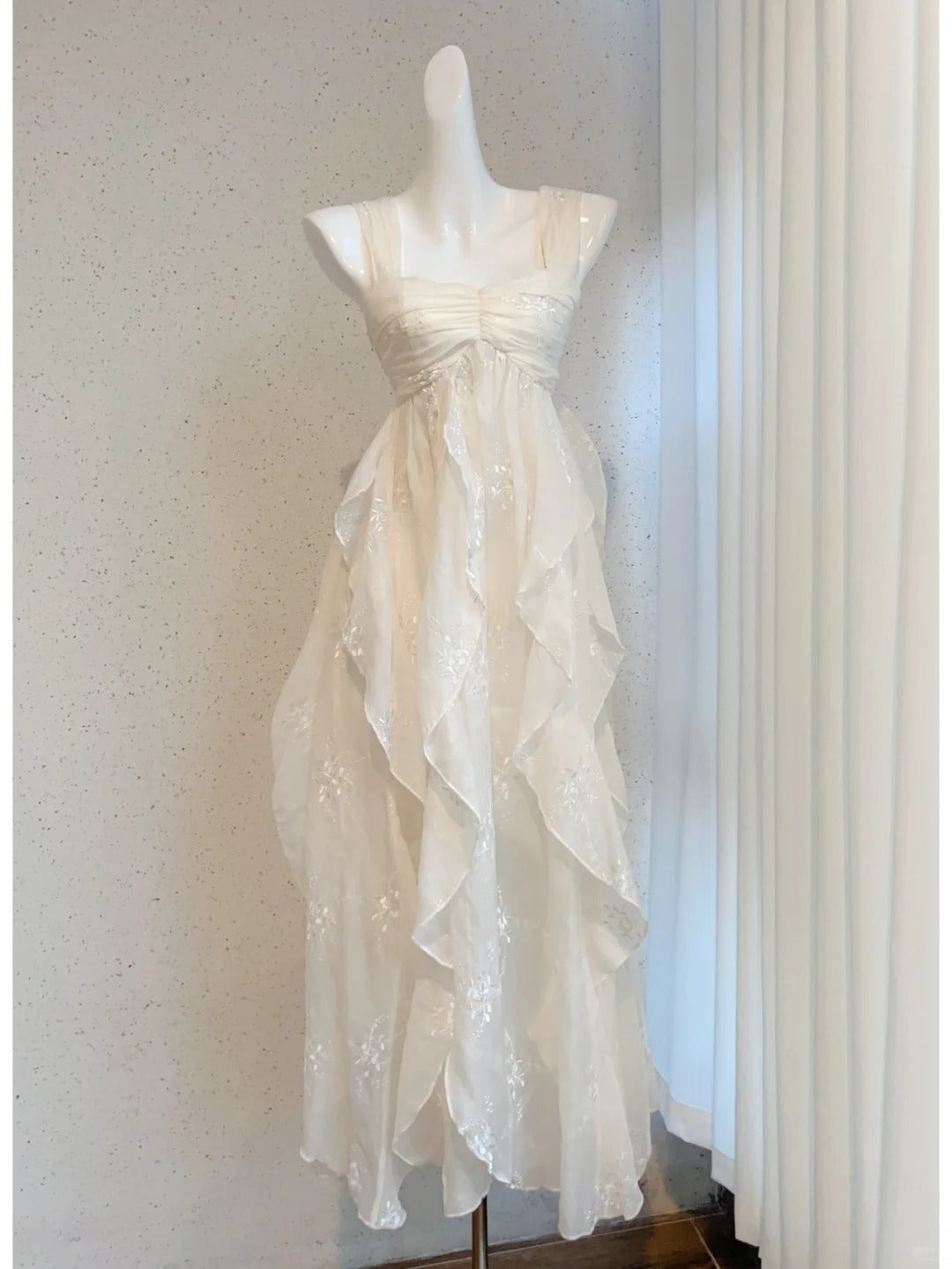 Cute Off-White Ruffled Chiffon Long Prom Dresses Evening Dresses Bridesmaid Dresses
