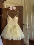 Cute Waist Yellow Suspender Tulle A-Line 17Th Birthday Homecoming Dresses