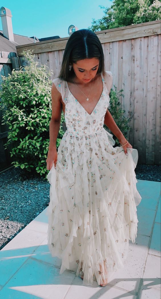 Cute White Starry Tulle Layers Ruffle Prom Dresses Main image