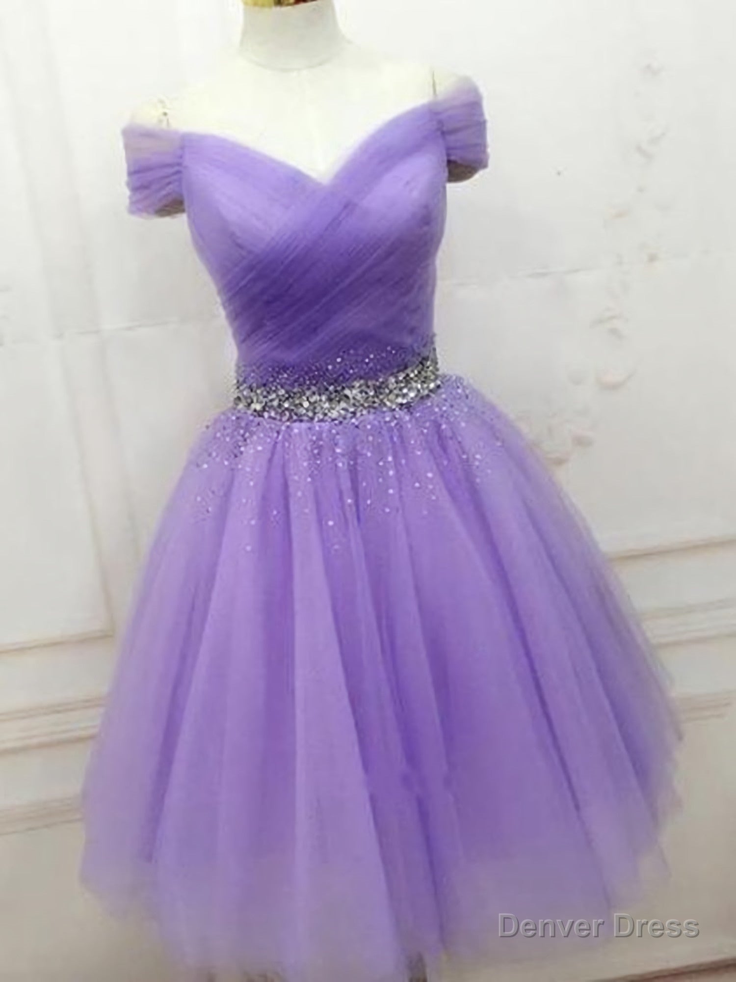 Cute Off The Shoulder Burgundy Homecoming Dresses With Tulle Short Cocktail Dresses Main image