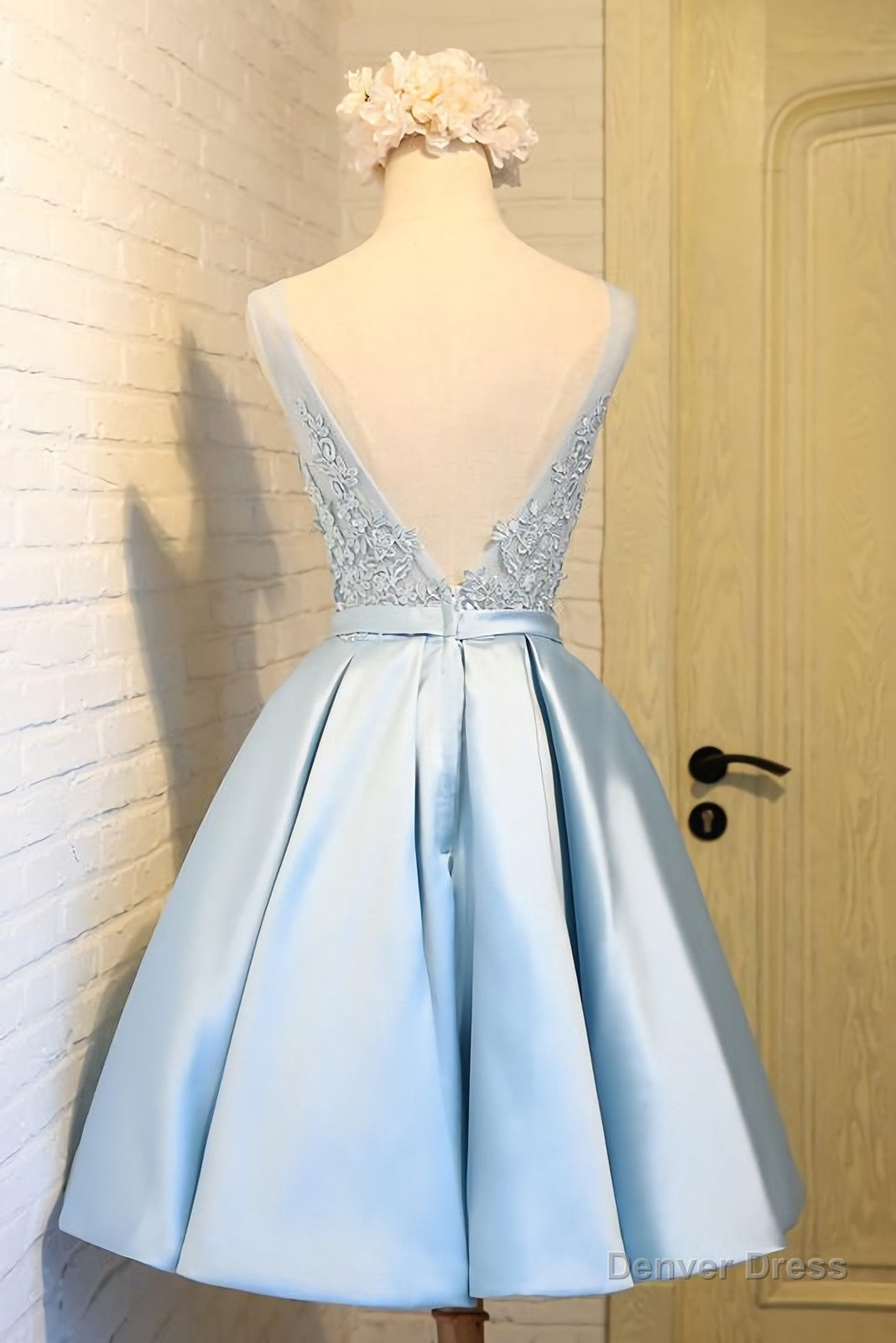 Sky Blue A Line V Neck Short Prom Dresses, Appliques Lace Homecoming Dresses Main image