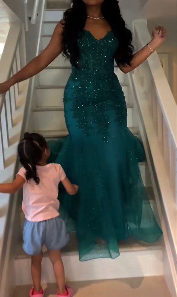 Dark Green Mermaid Tulle Lace Prom Dresses Winter Prom Gowns Secondary image