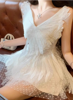 Design White Feather Splicing Polka Dot Princess Puffy Birthday Dresses Homecoming Dresses