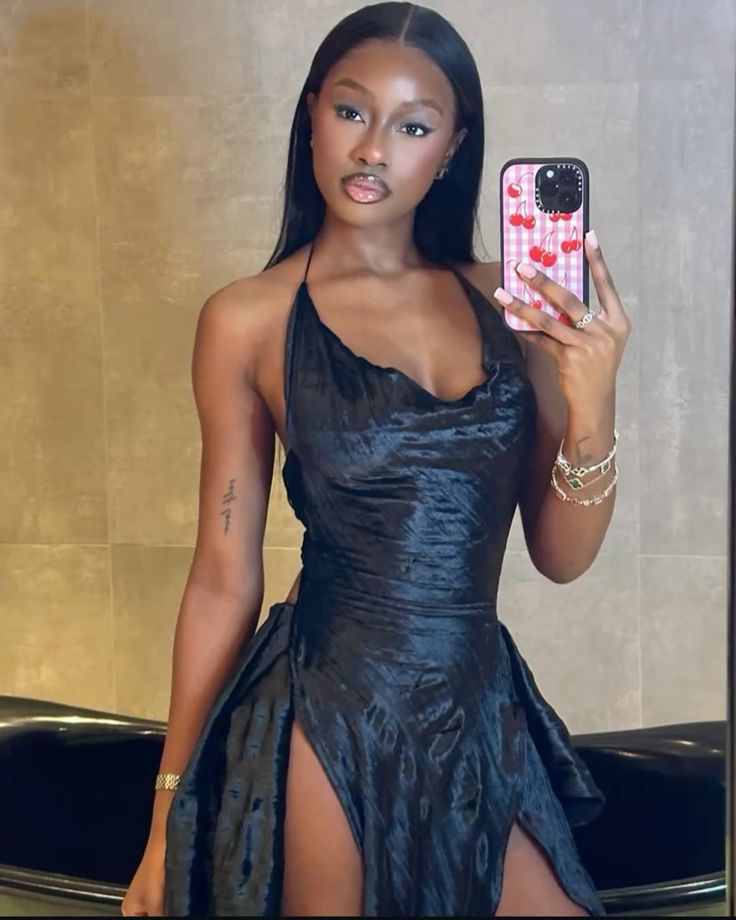 Designer Black Low-Cut Slit 21St Birthday Homecoming Dresses