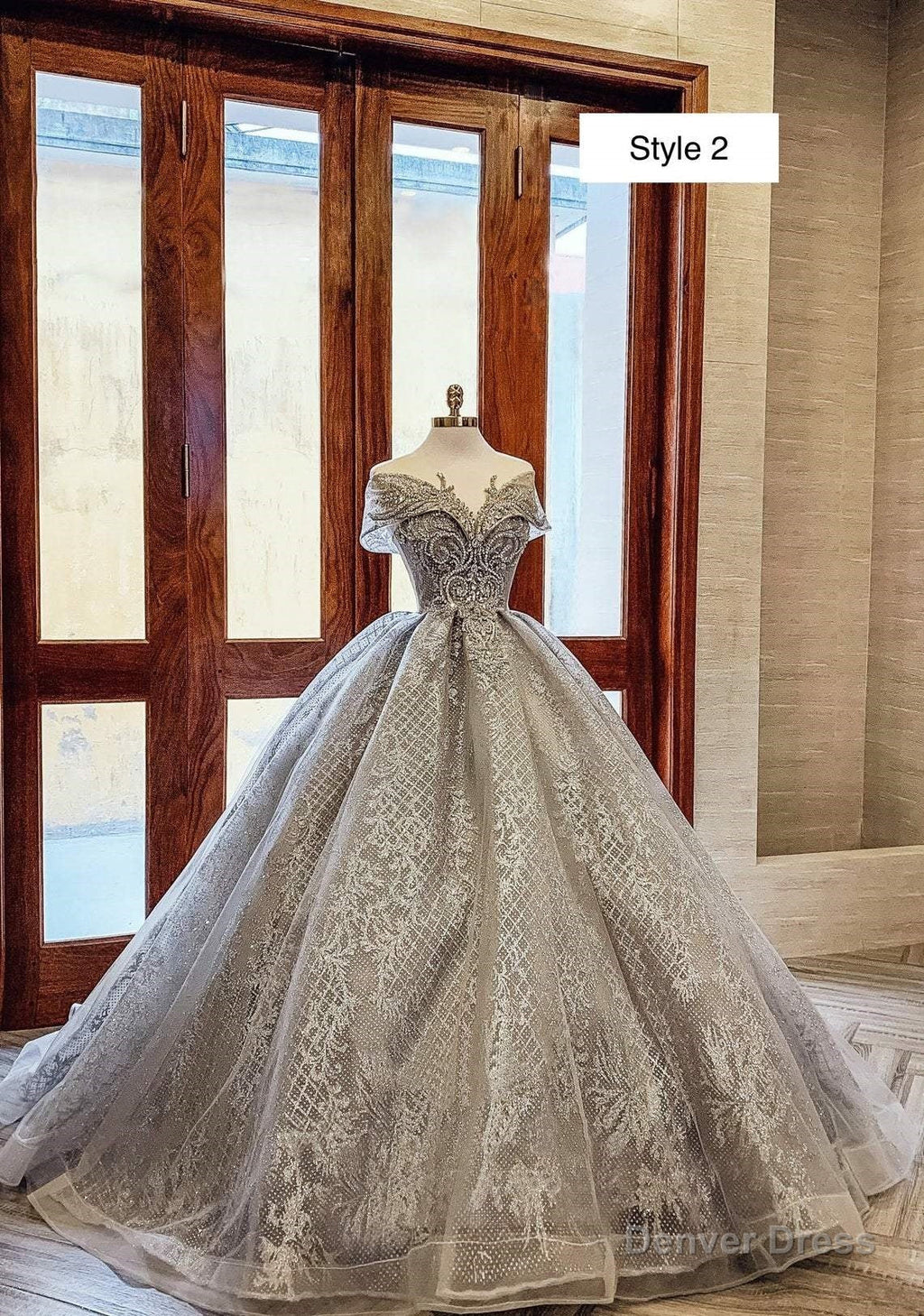 Modern Sparkly Grey Silver Long Or Cap Sleeves Ball Gowns Wedding Prom Dresses With Glitter Tulle