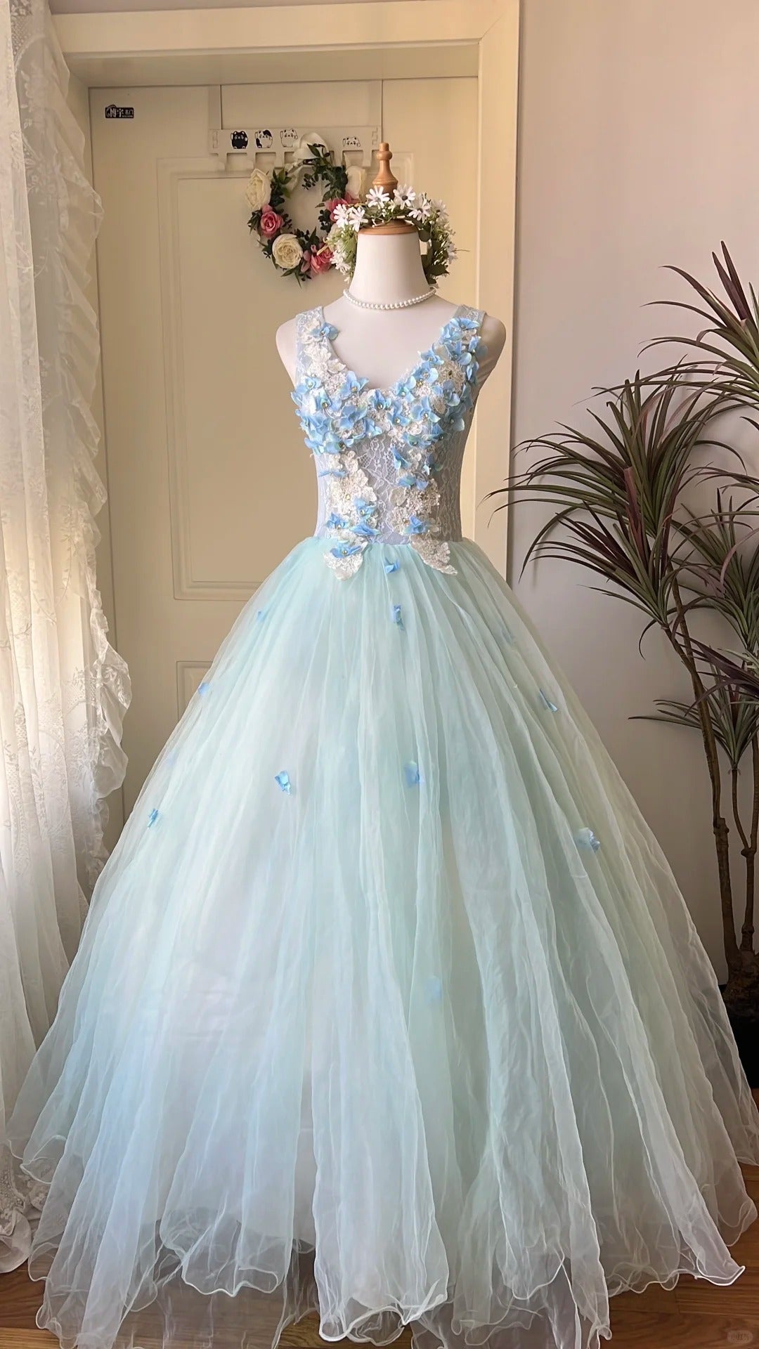 Dreamy Flower Fairy Light Blue 3D Floral V-Neck Tulle Ball Gown Evening Dresses Wedding Dresses Secondary image