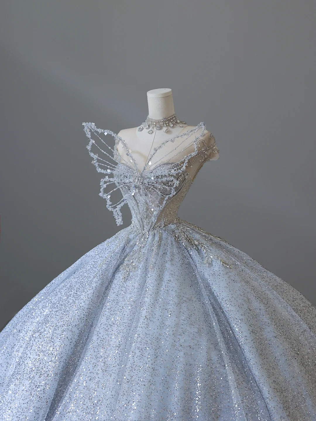 Dreamy Ice Crystal Blue Shiny Bowknot Floor-Length Wedding Dresses Secondary image