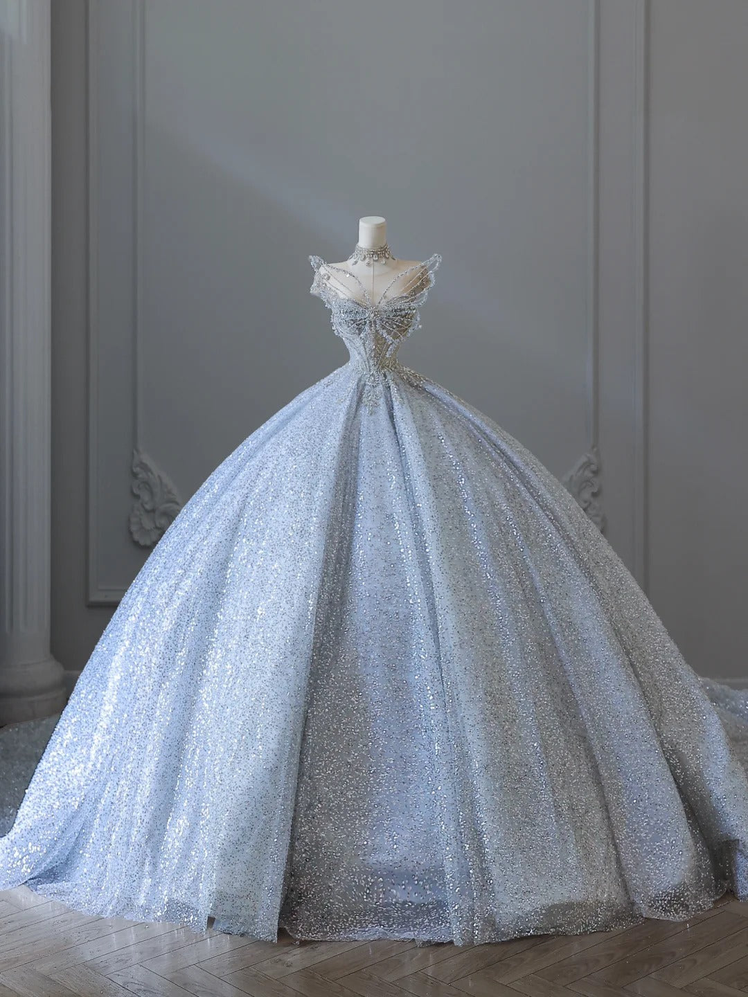 Dreamy Ice Crystal Blue Shiny Bowknot Floor-Length Wedding Dresses