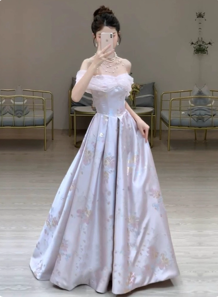 Dreamy Lavender Gray Pink A-Line Off-The-Shoulder Printed Satin Long Prom Dresses Evening Dresses Secondary image