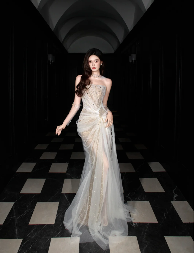 Dreamy Mermaid Strapless High-Slit Rhinestone Tulle Long Prom Dresses Evening Dresses Secondary image